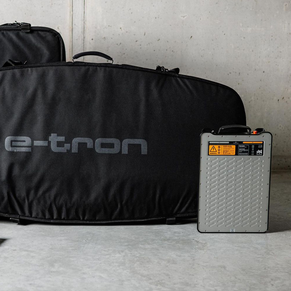 Aerofoils Audi e-tron eFoil Adventure Set Whitesand W1350 S400 7