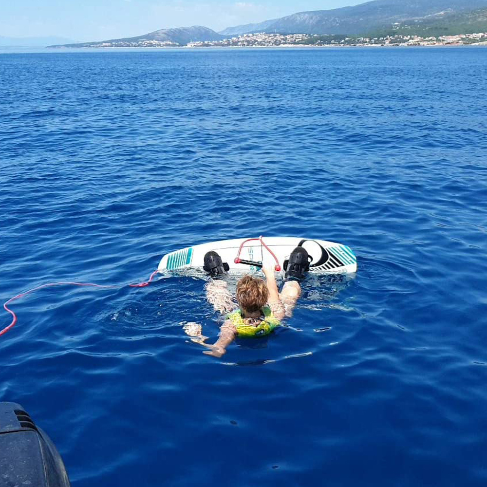 Spinera Rental Wakeboard 144 cm 3