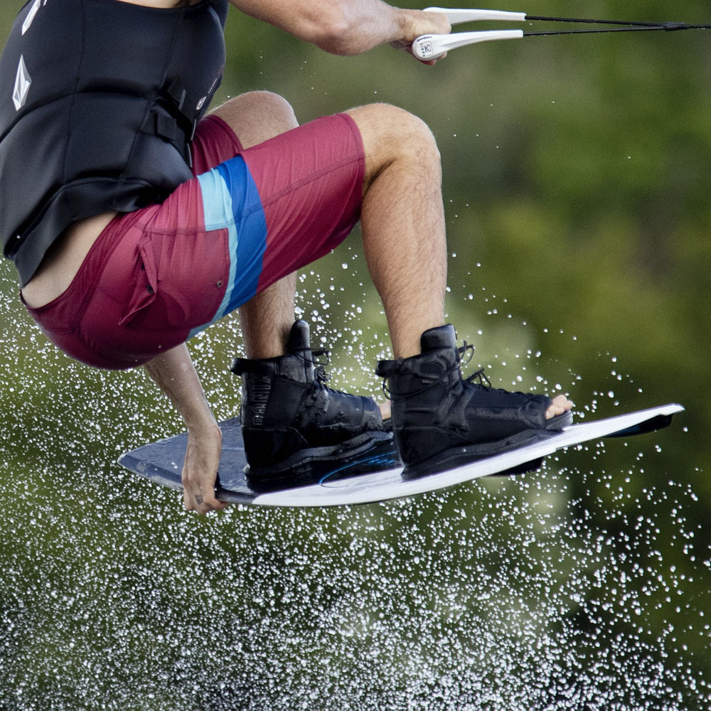 Ronix Vault Modell 145 cm Wakeboard-Set mit Divide Wakeboardbindungen 4