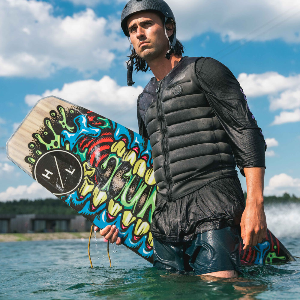 Hyperlite Union 138 Wakeboard 2