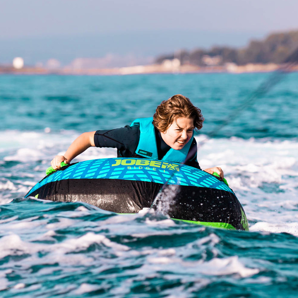 Jobe Ridge funtube 1 Person 4