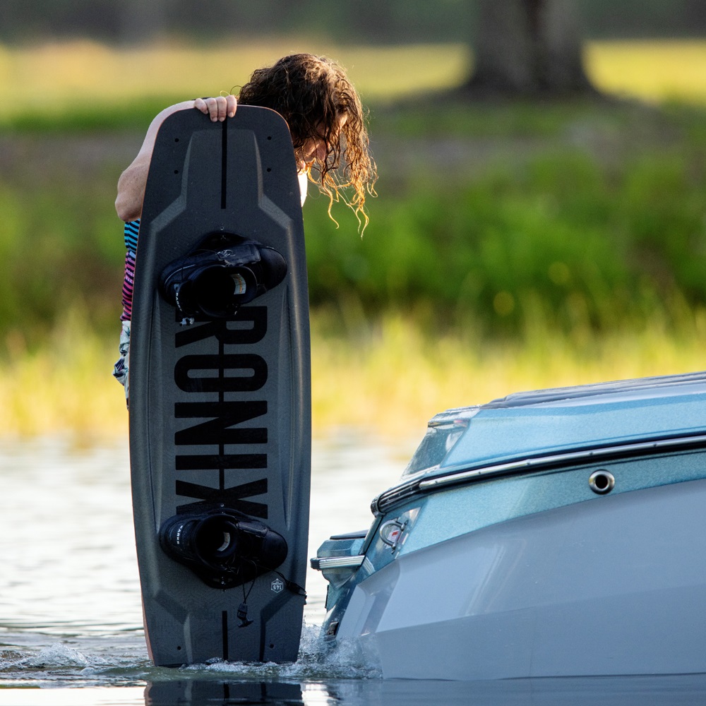 Ronix Parks Wakeboard-Set 140 cm mit Parks Bindungen 9