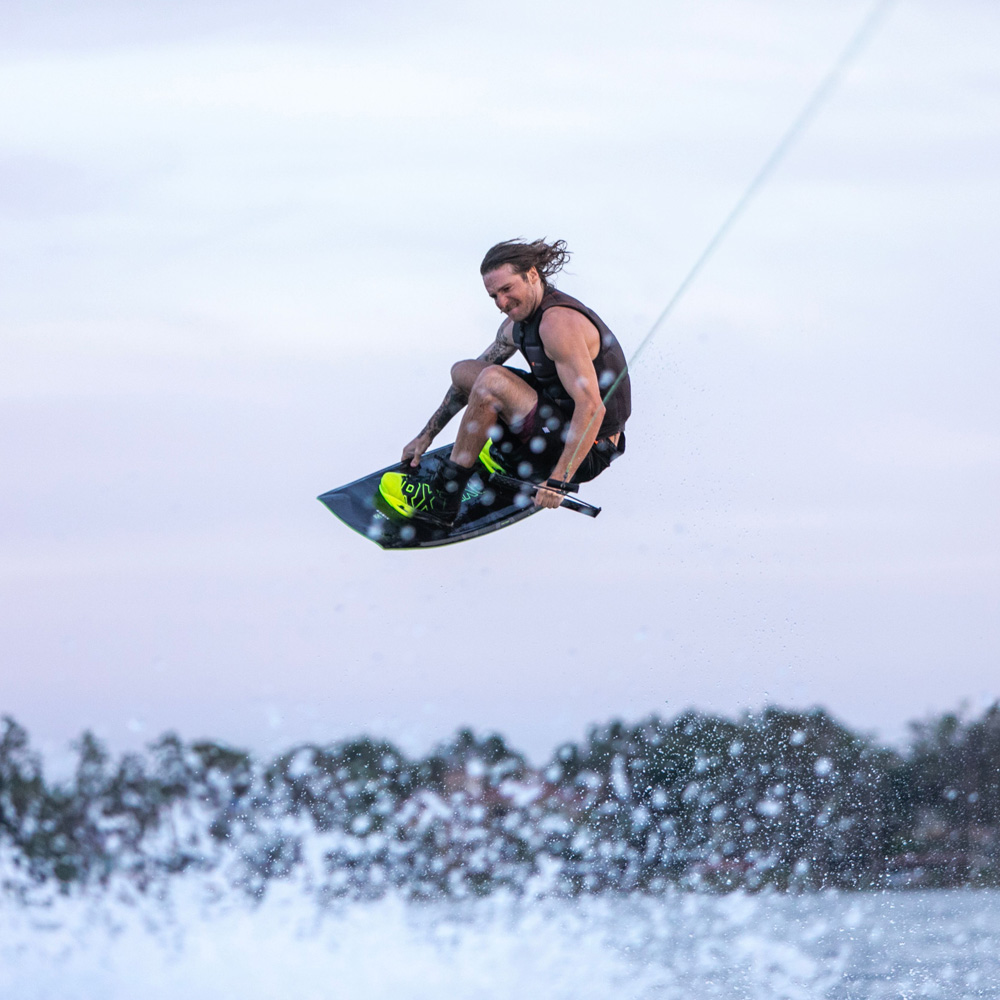 Ronix RXT Wakeboard-Set 144 cm mit RXT Bindungen 7