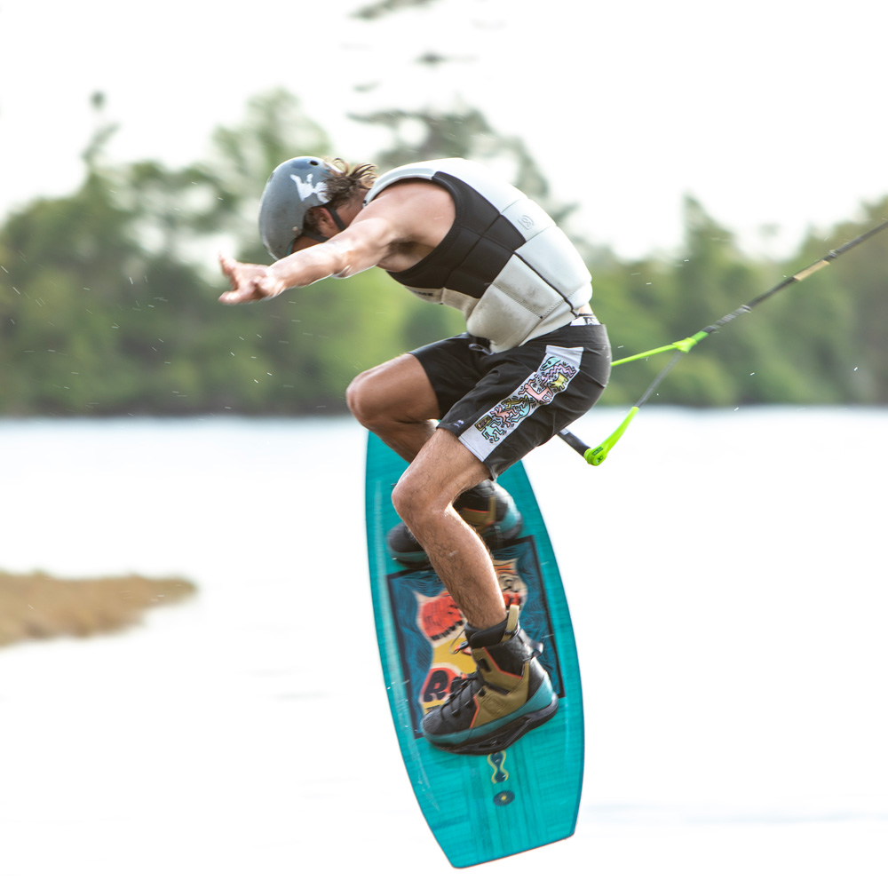 Ronix Atmos Wakeboard-Set 153 cm mit Atmos Bindungen 5