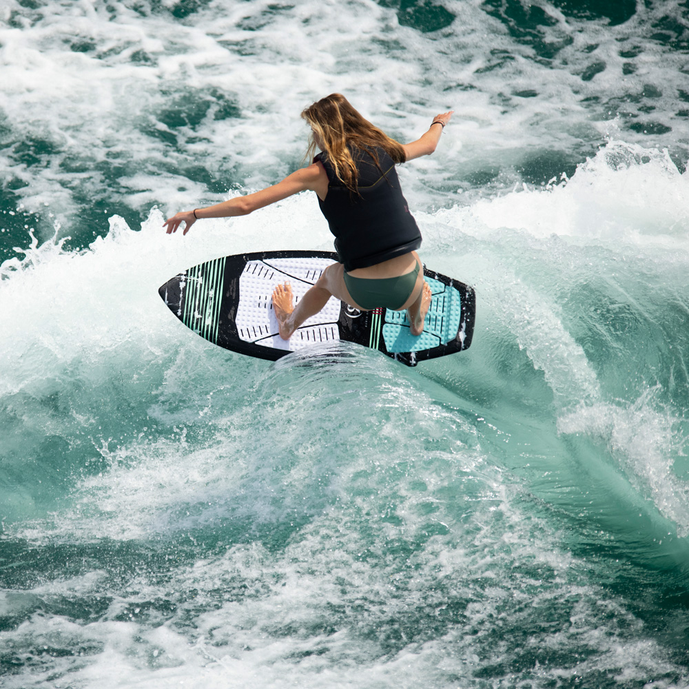 Ronix Ladies Sea Captain Koal Surface 4.4 Wakesurfer 5