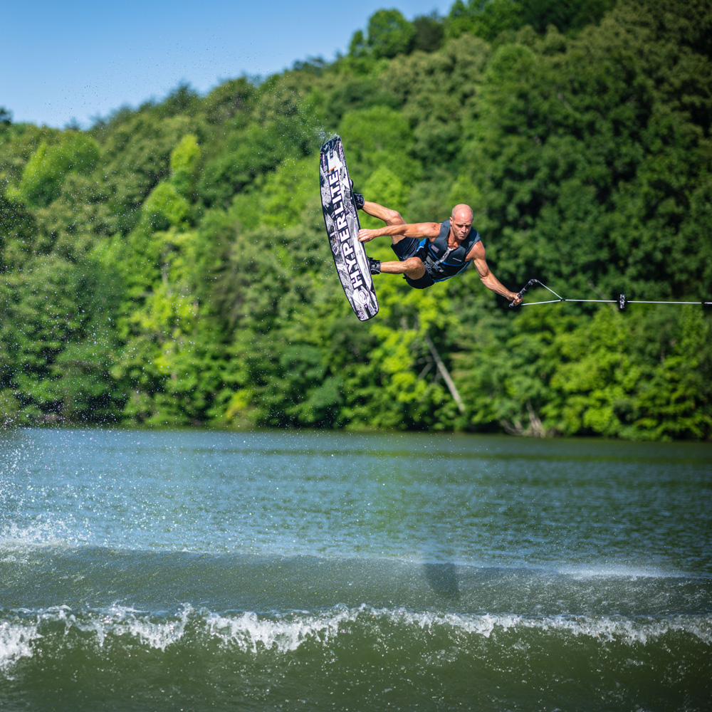 Hyperlite Murray Wakeboard 144 cm mit Formula Bindungen 13