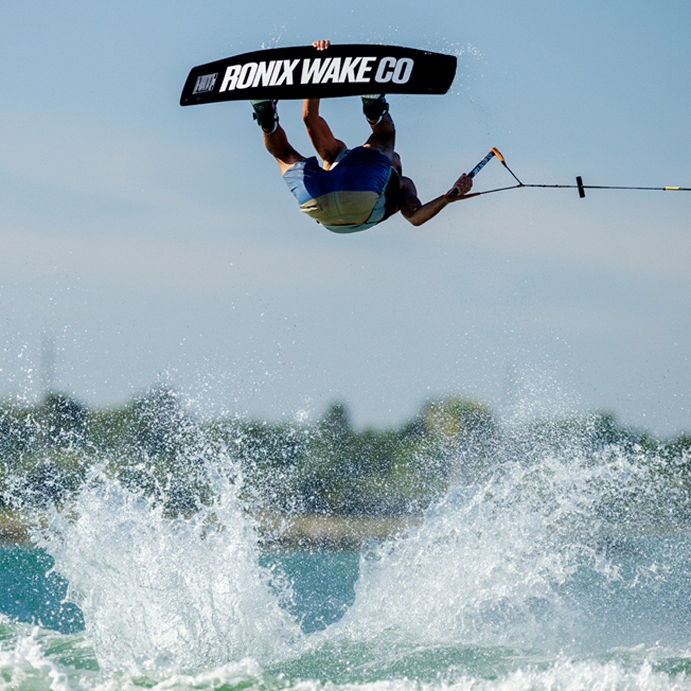 Ronix Supreme Wakeboard-Set 137 cm mit Anthem BOA Bindungen 7