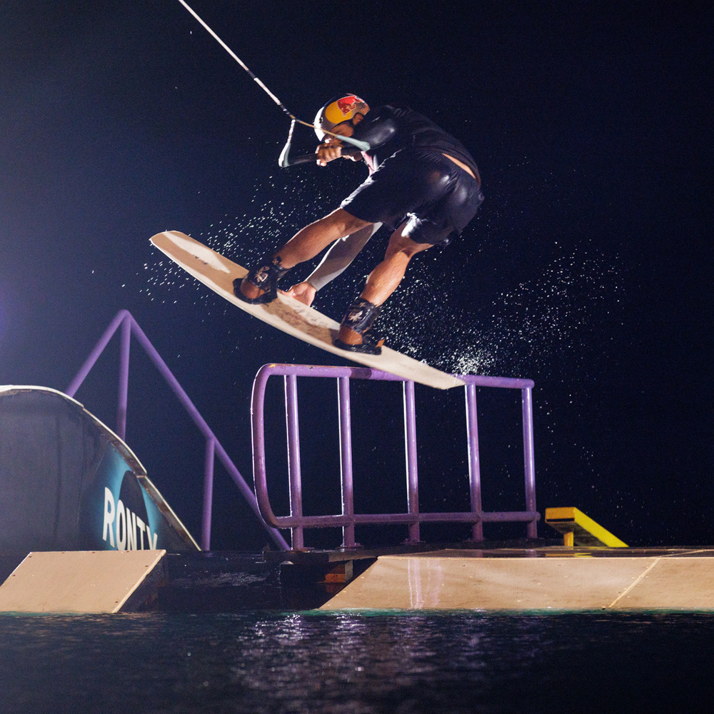 Ronix Pinpoint Wakeboard-Set 142 cm mit Kinetik Bindungen 7