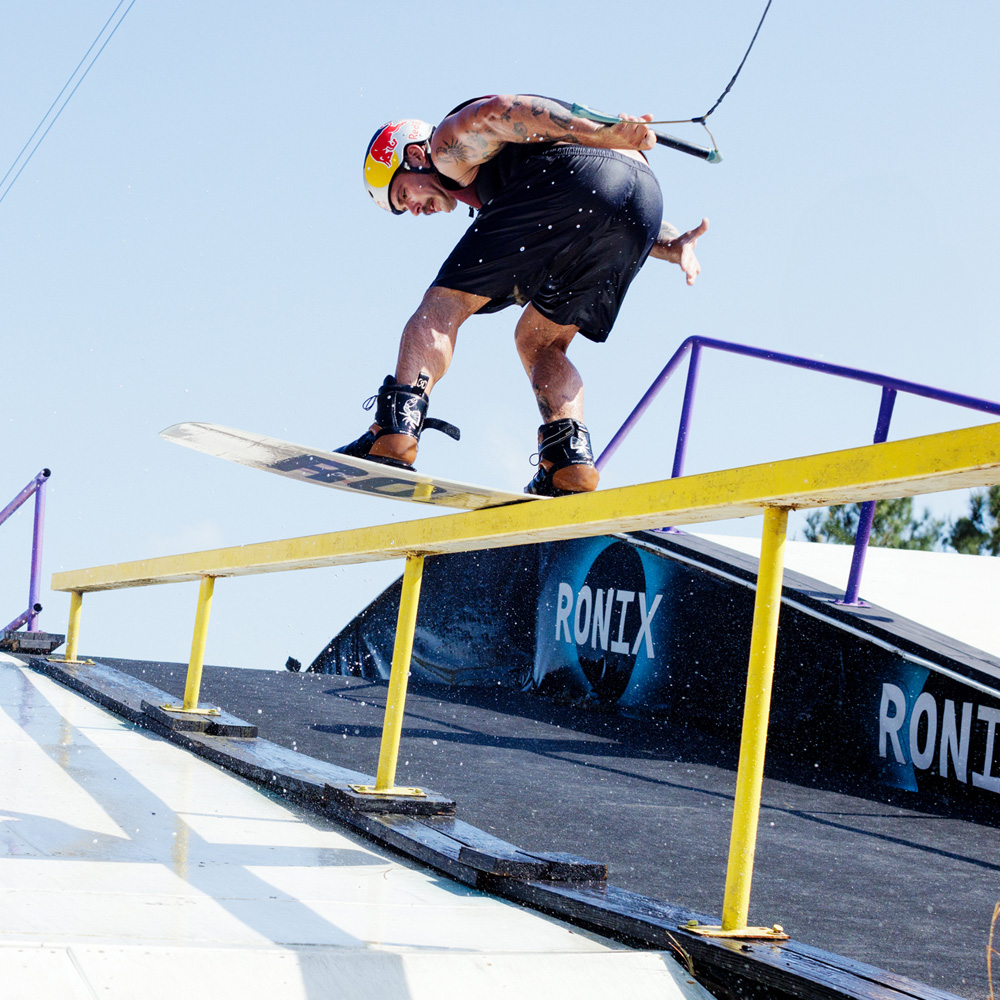 Ronix Pinpoint Wakeboard-Set 147 cm mit Diplomat Bindungen 5