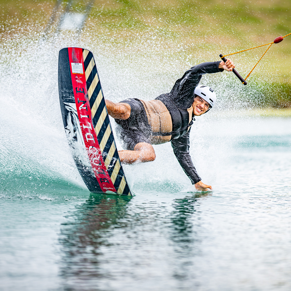 Hyperlite Bloodline Wakeboard 155 cm mit Zero2 Bindungen 13