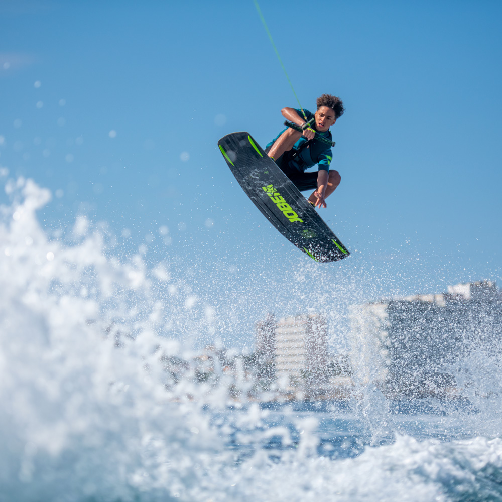 Jobe Maddox Wakeboard 142 cm und Republik Bindungsset 4