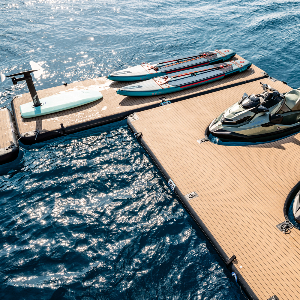 SeaRaft Teak Deck Schwarz Medium Aufblasbares Plattform Foto 14