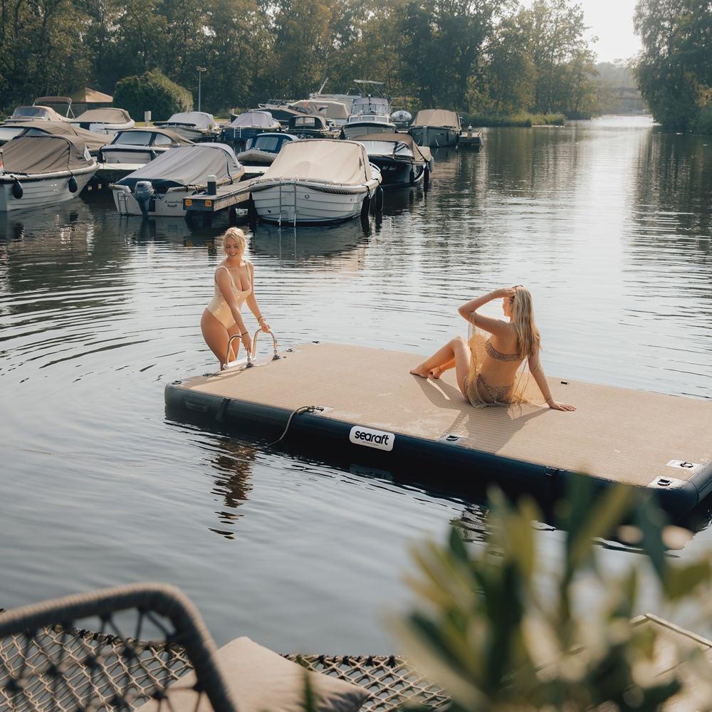 SeaRaft Teak Deck Schwarz Medium Aufblasbares Plattform Foto 4