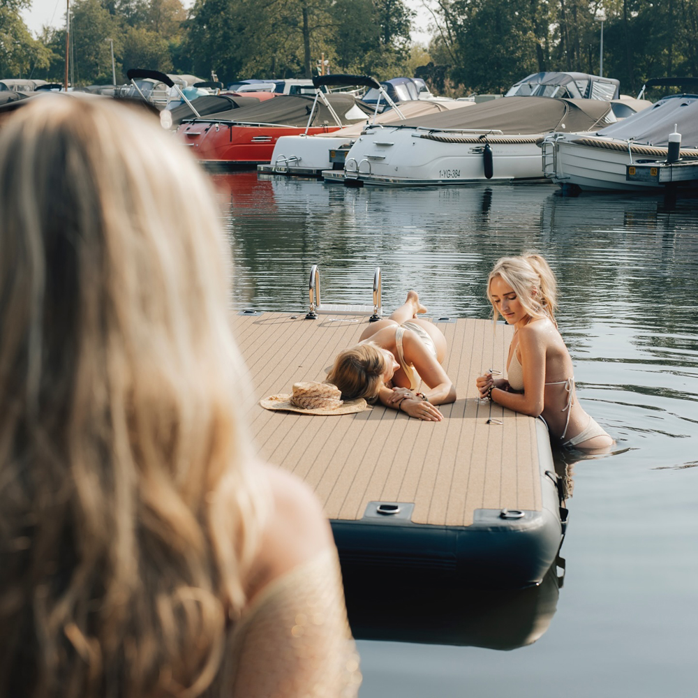 SeaRaft Teak Deck Schwarz Medium Aufblasbares Plattform Foto 7
