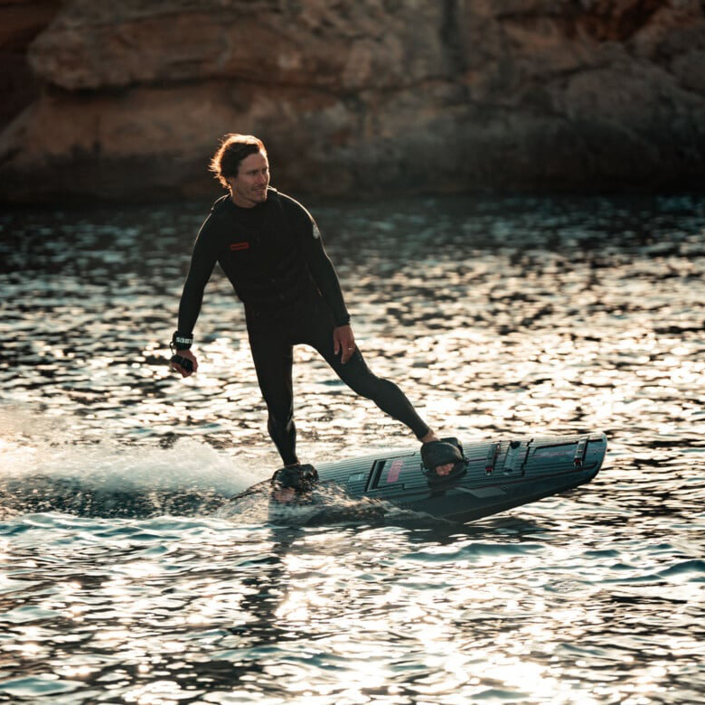 Awake BRABUS Shadow elektrisches Surfbrett 8