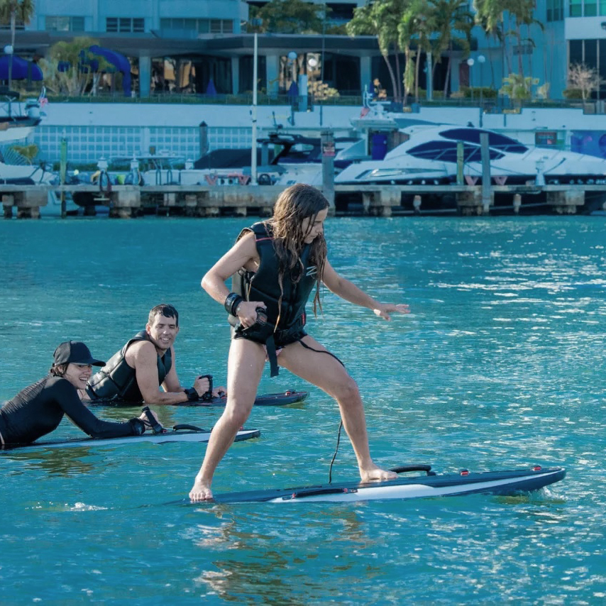 Awake Rävik Explore XR 4 elektrisches Surfbrett 4