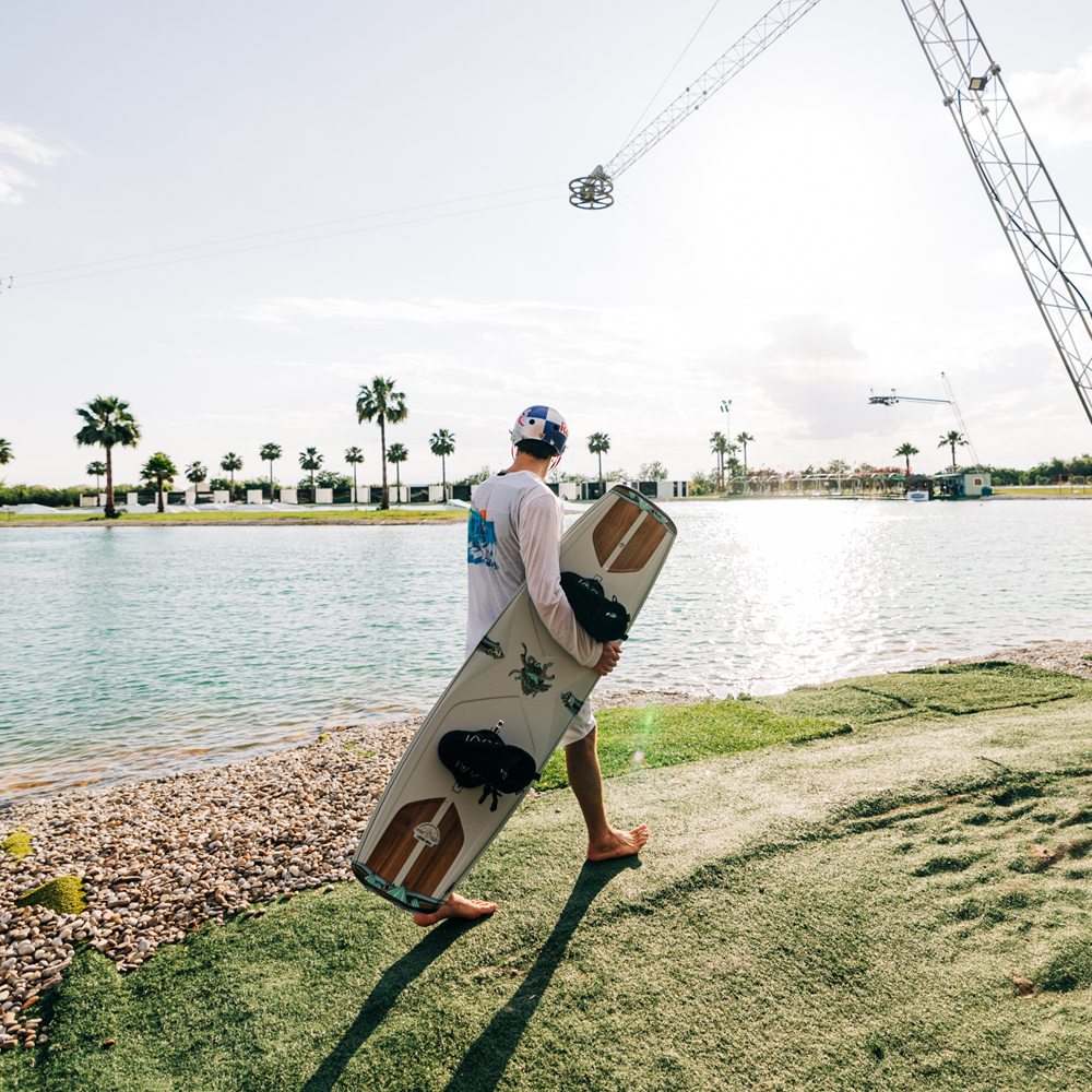 Liquid Force Paket Peak Wakeboard 151 cm mit Peak 4d Bindungen 13