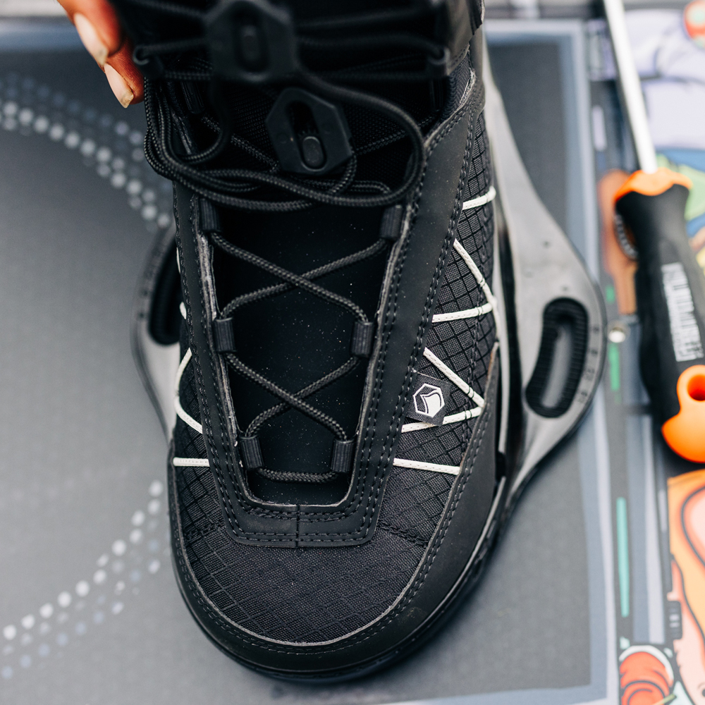 Liquid Force Tao Wakeboardset 150 cm mit Tao 6x Bindungen 11