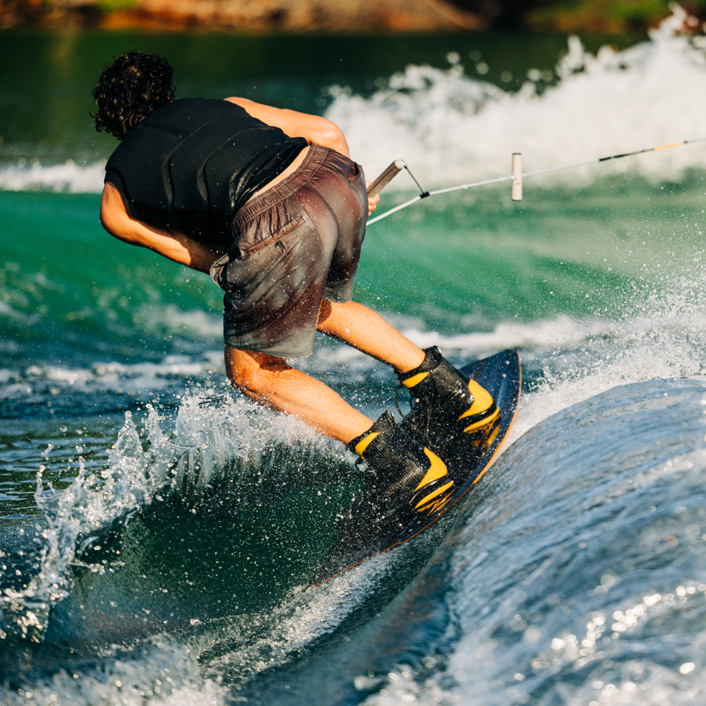 Liquid Force Ethos Wakeboard-Set 137 cm mit Vertex 6x Bindungen 14