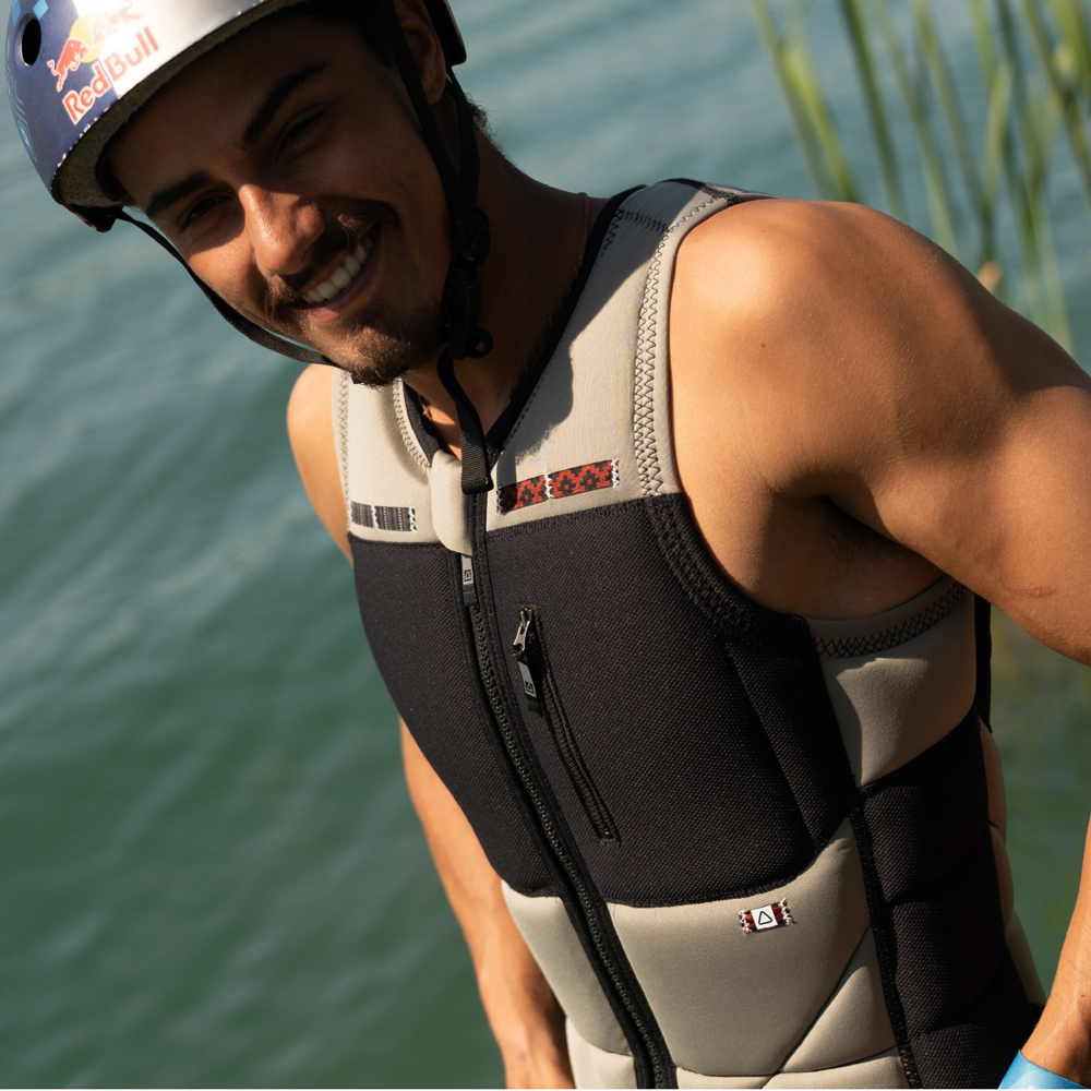 Follow Capiva Impact Shield Herren Schwarz 9