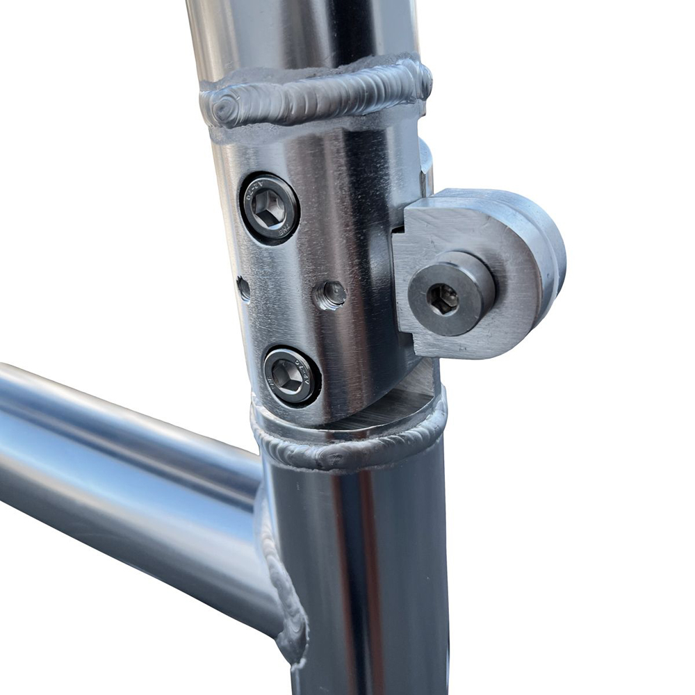 Fishmaster pro T-Top poliert mit rotem Segeltuch 7