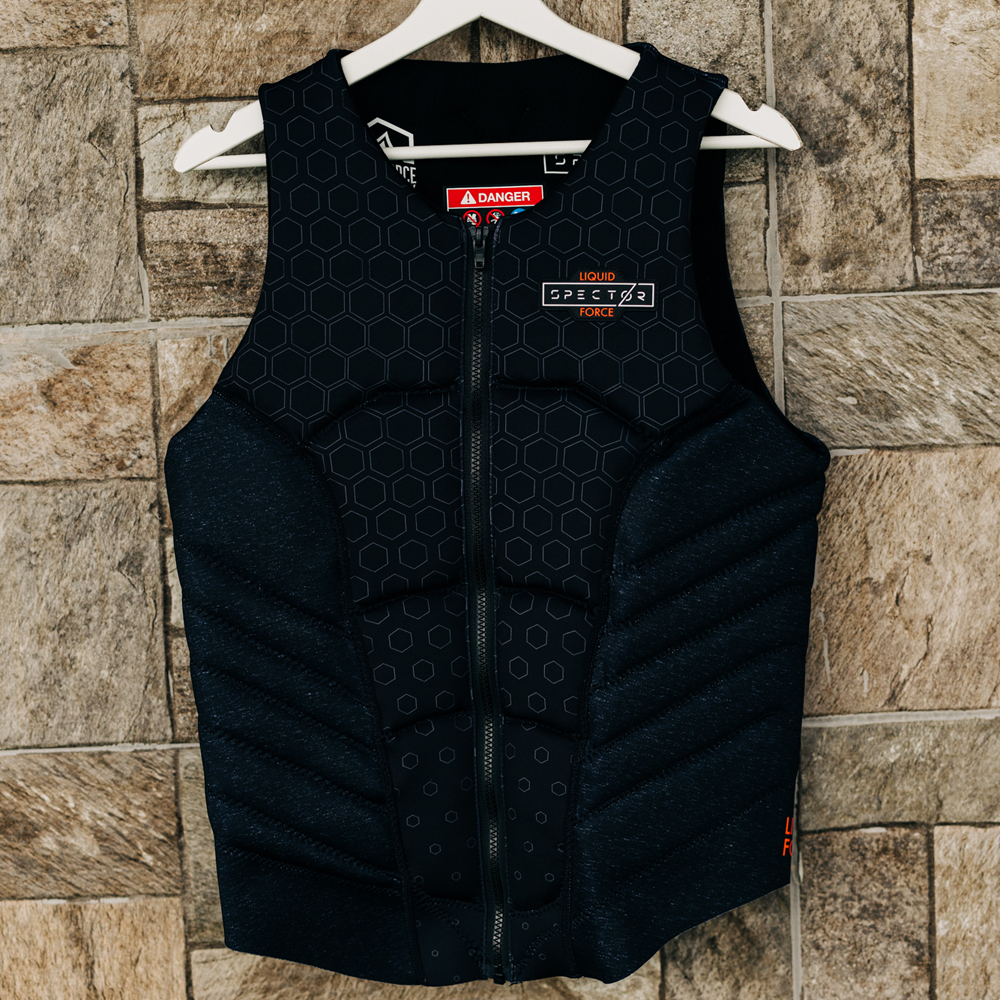Liquid Force spector comp ce aufprallschutz herren schwarz 5