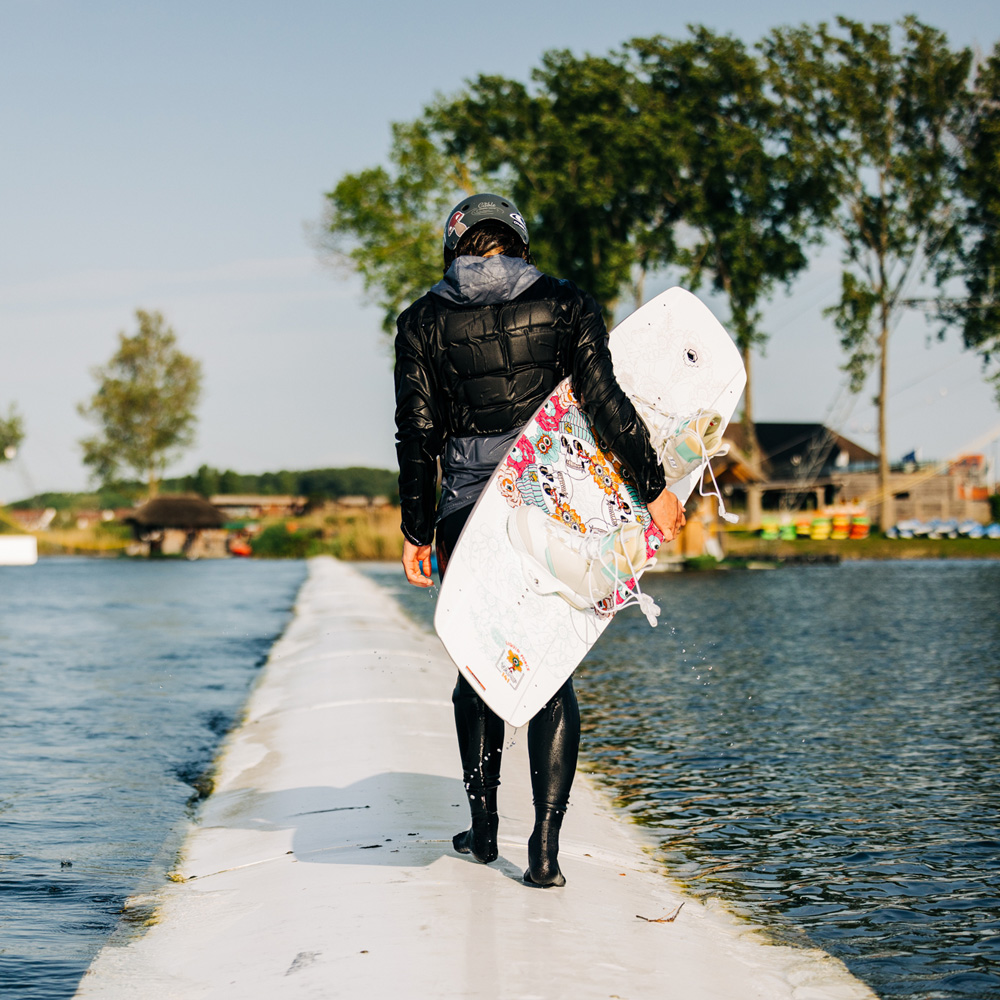 Liquid Force Vamp Wakeboard 136 cm 2