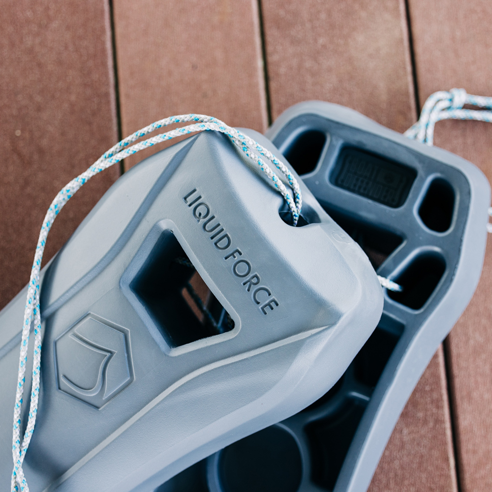 Liquid Force Boat fender hellgrau 6