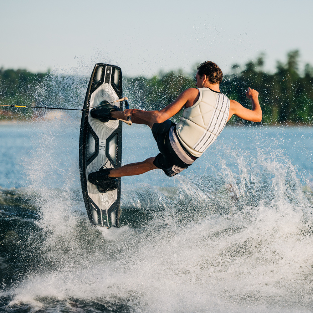Liquid Force Unity Aero Wakeboard 139 cm Foto 5