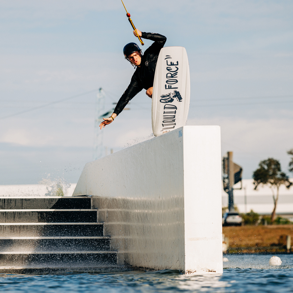 Liquid Force Apex Wakeboard 139 cm 10