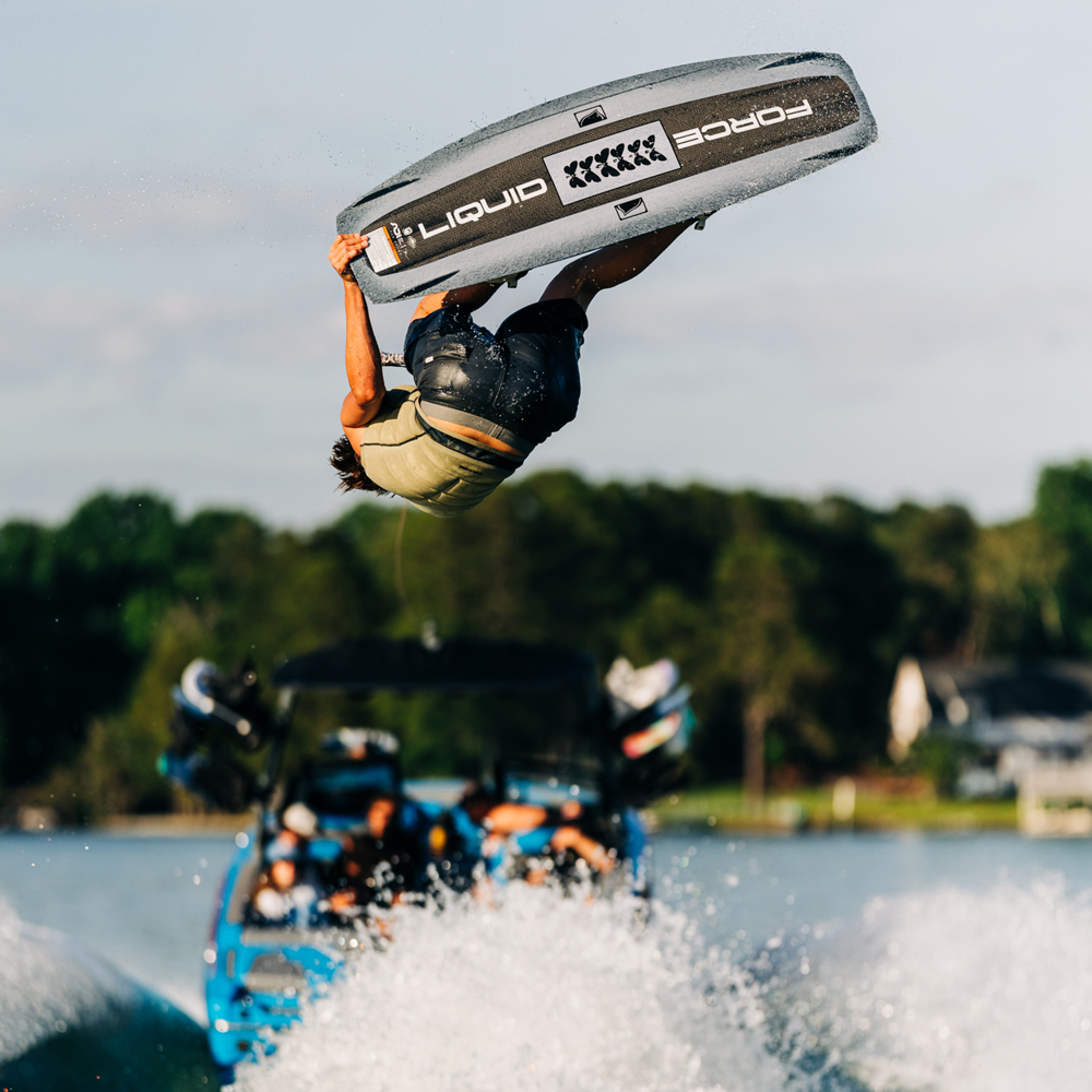 Liquid Force Unity Aero Wakeboard 139 cm 10