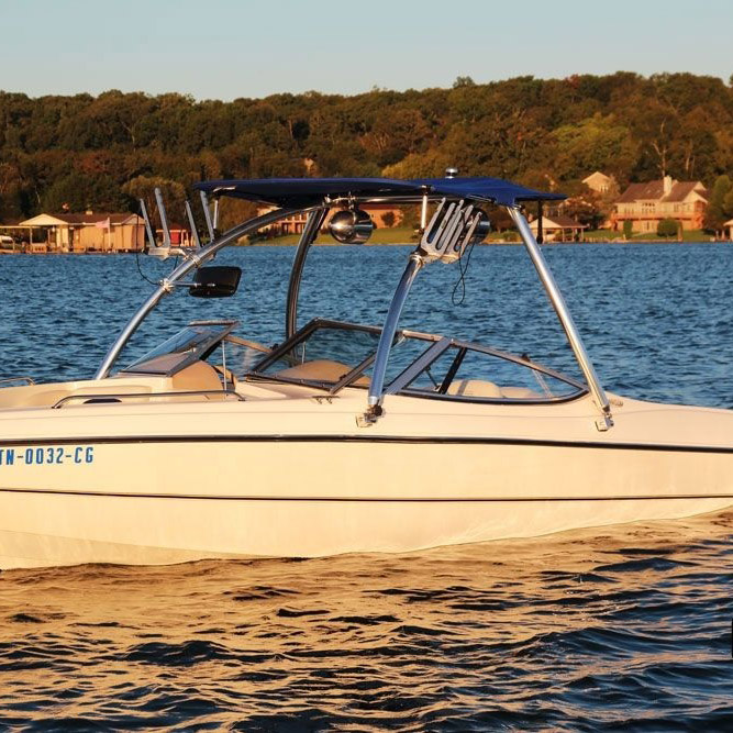 Monster MT1 über die Top-Bimini blau 4