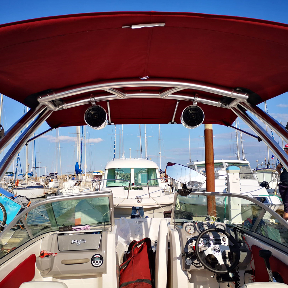 Monster MTK XL über das top bimini rot 3